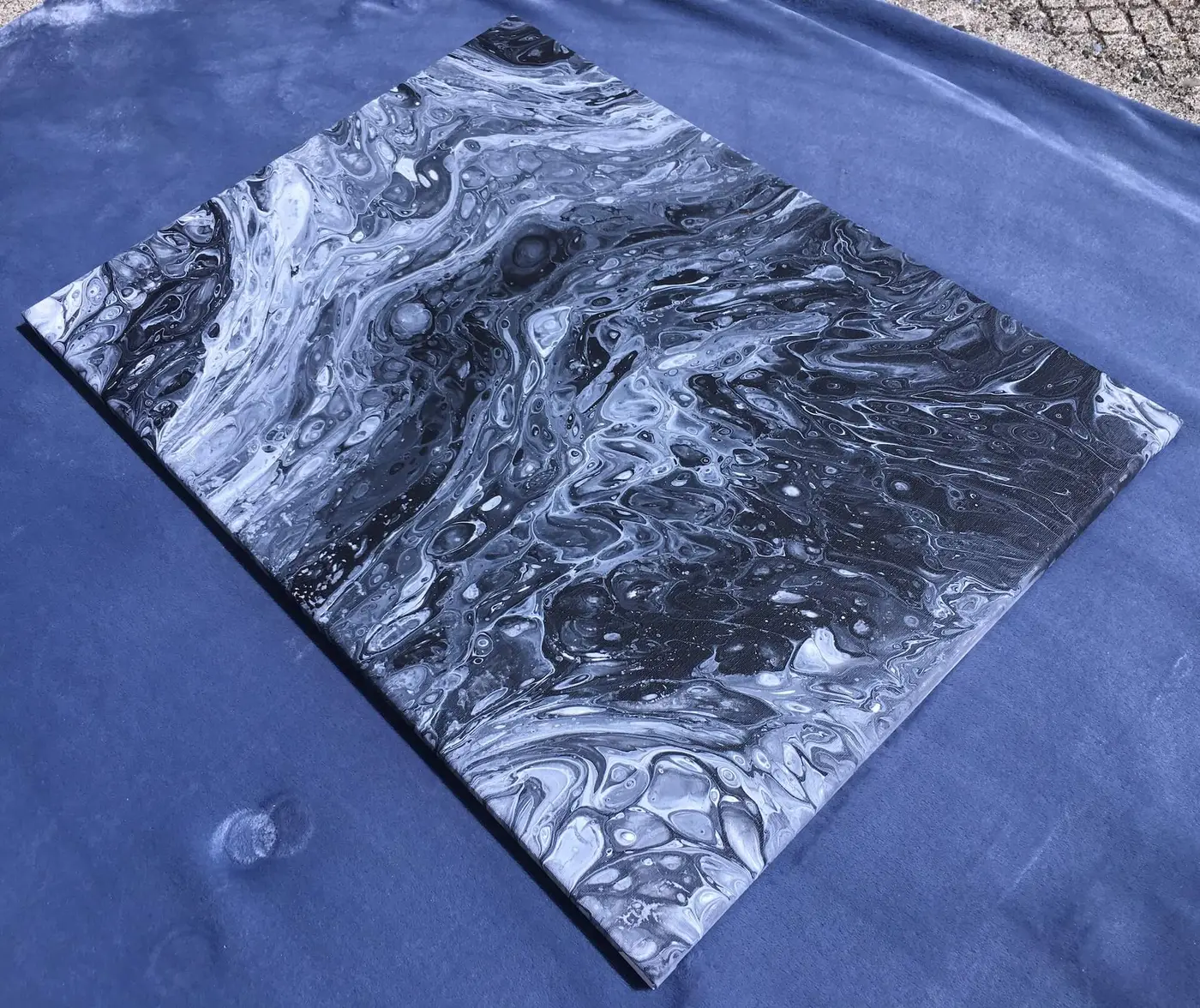 Black and White Pour, photo 2 of 10