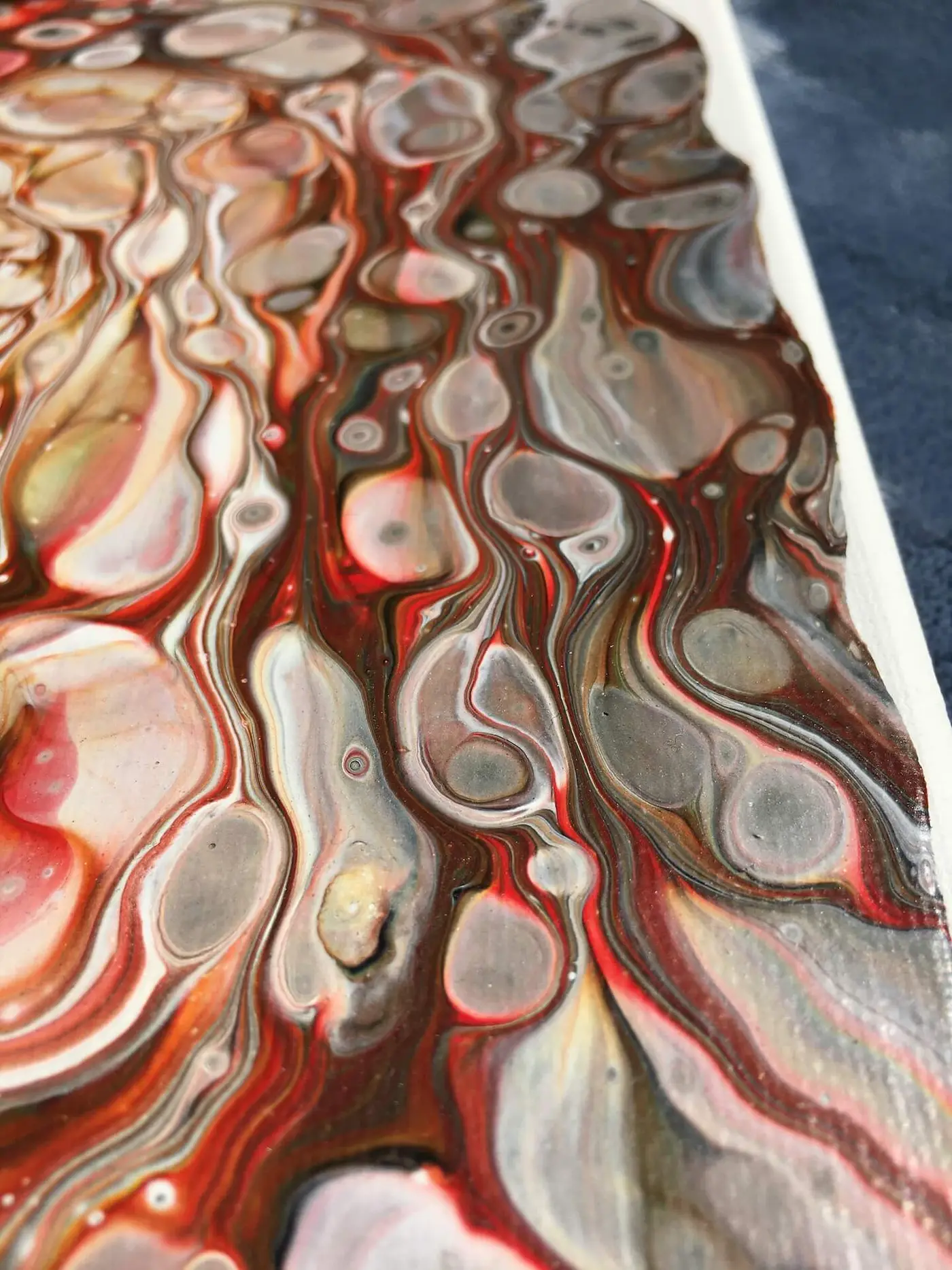 Centered Pour #1, photo 2 of 7